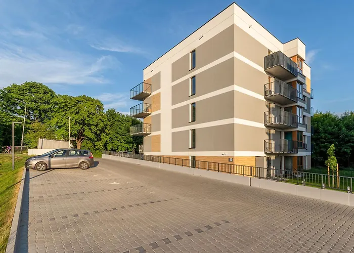 Czerwone Maki With Garden By Bookinghost Apartament Kraków