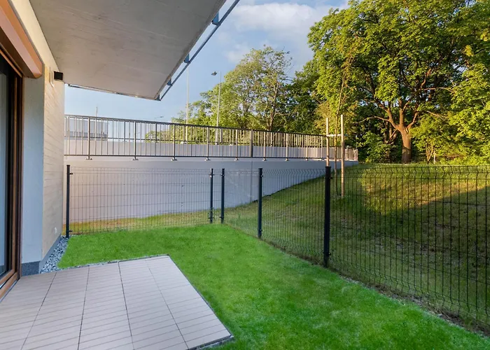 Czerwone Maki With Garden By Bookinghost Apartament Kraków